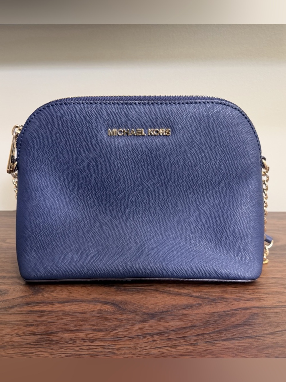 Michael Kors Jet Set Travel Medium Dome Crossbody Blue Bag